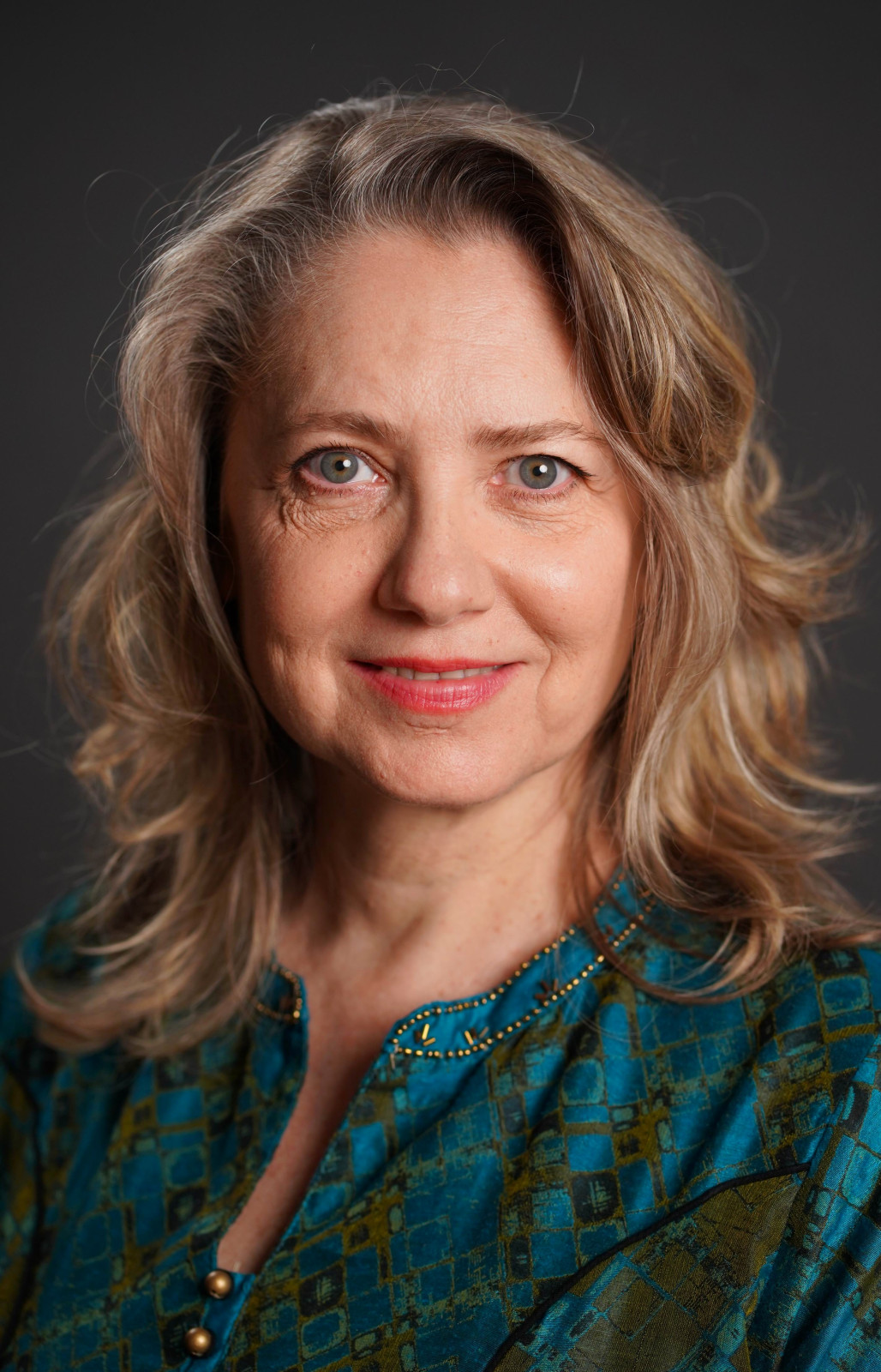 Ioana Abur